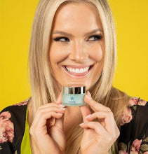 Load image into Gallery viewer, Perfect Kiss Kit