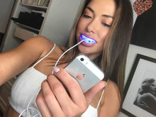 Load image into Gallery viewer, SNOW TEETH WHITENING™ SYSTÈME À DOMICILE [KIT TOUT-EN-UN]
